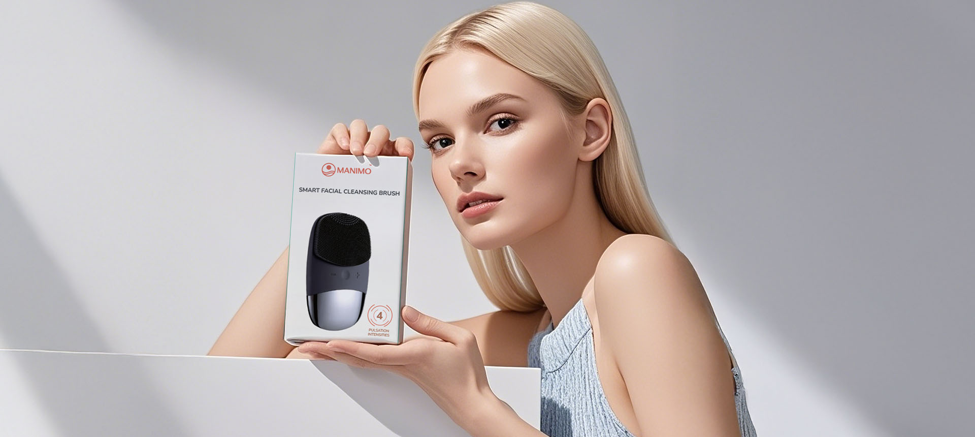 What's in the Manimo Facial Cleansing Device Box