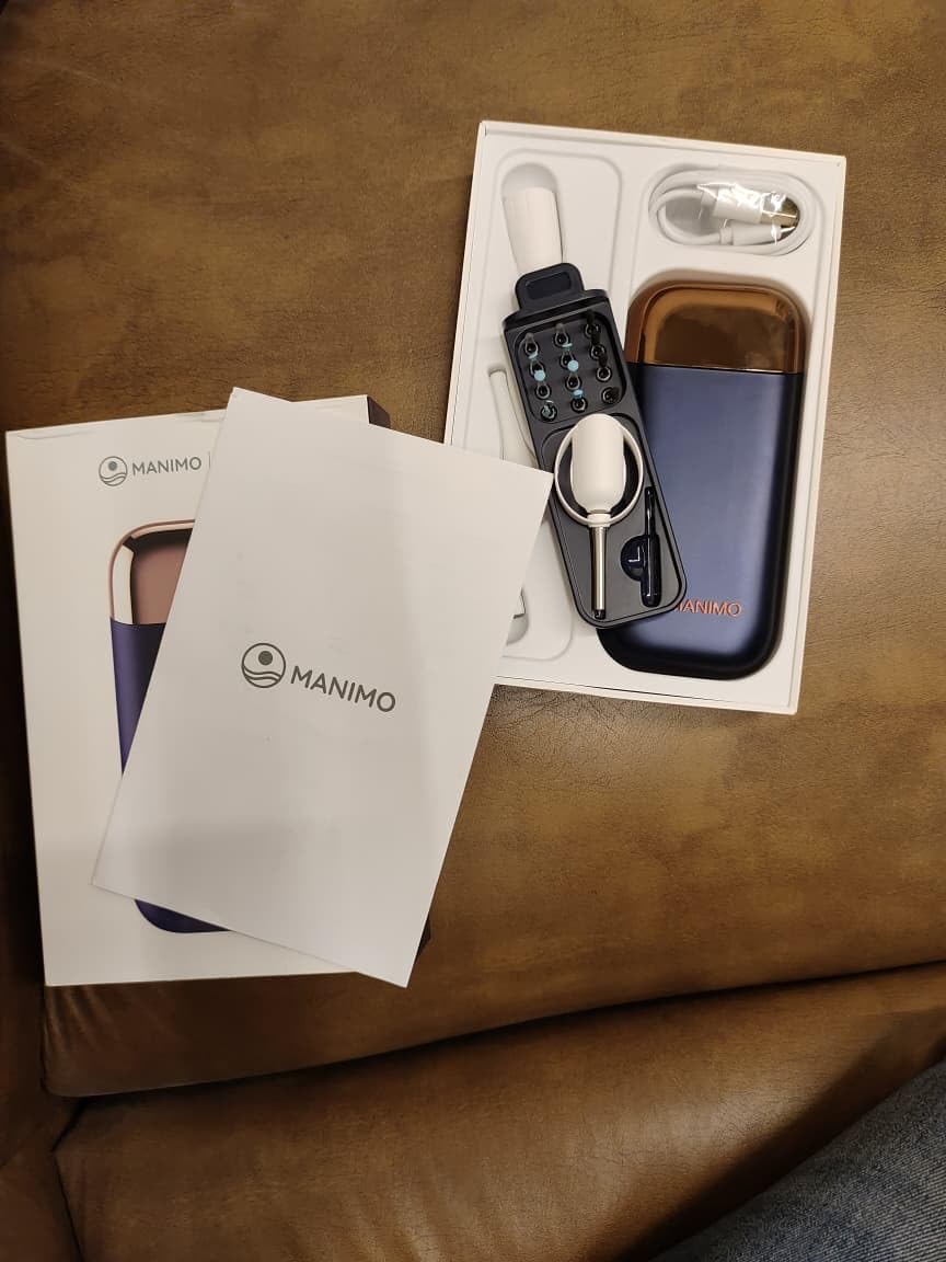 Using this smart ear cleaner with camera for my kids is so easy. The live view on the app makes the whole process safe.